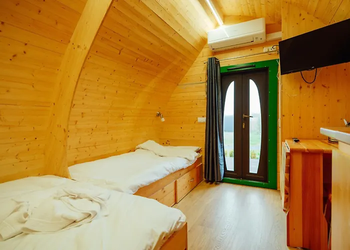 Sunset Retreats The Leaf Recovery Cabin